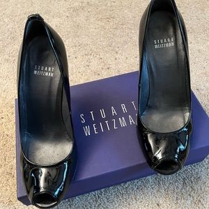 Stuart Weitzman Black Patent Leather open toe pump- size 7